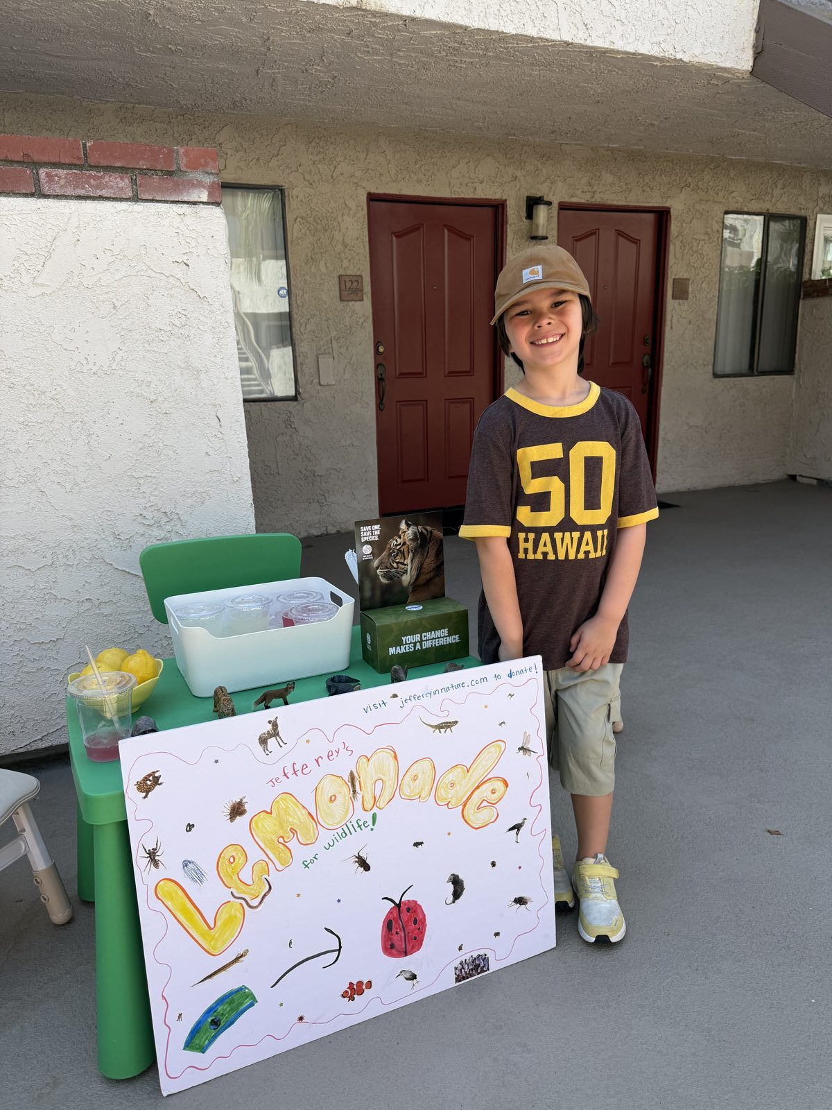 Jefferey running his lemonade stand